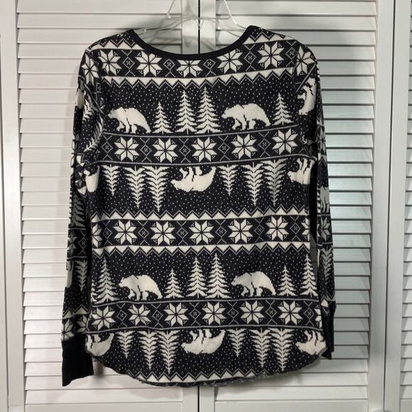 Old Navy Winter Themed Thermal-Knit Long Sleeve Top L - Picture 2 of 6